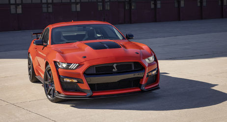 2022 Ford Mustang Shelby GT500_03.jpg